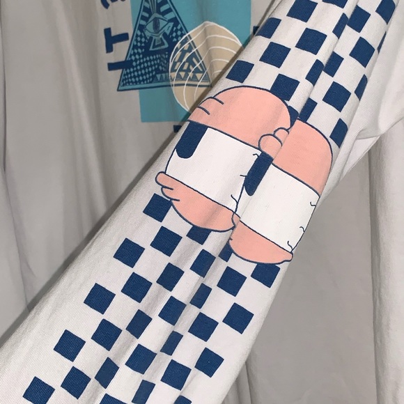 Graphic Long Sleeve - Picture 2 of 2